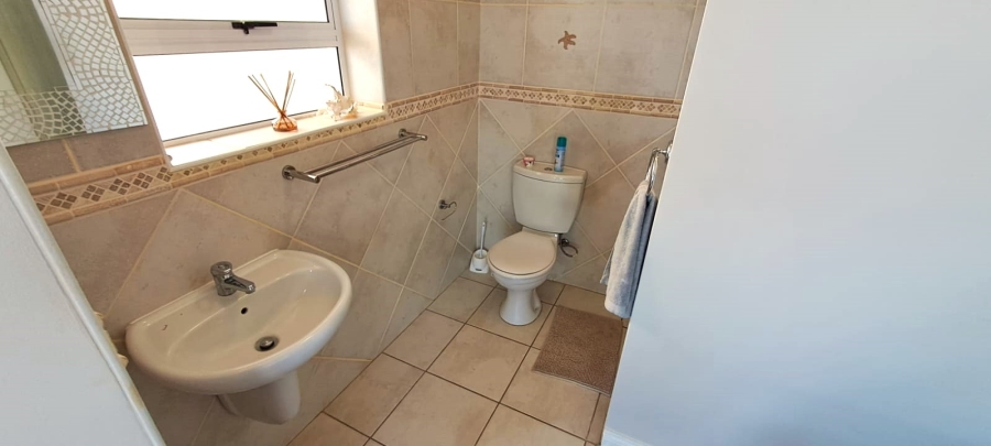 3 Bedroom Property for Sale in Jeffreys Bay Central Eastern Cape